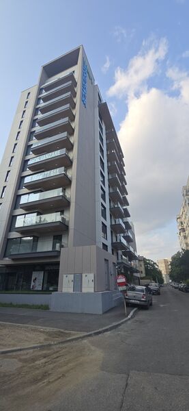 Casa Poporului, Catedrala Neamului, Sos Panduri, Spitalul Theodor Burghele